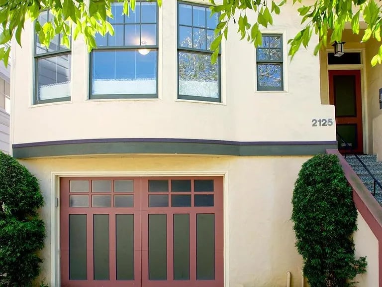 2125 Filbert St
