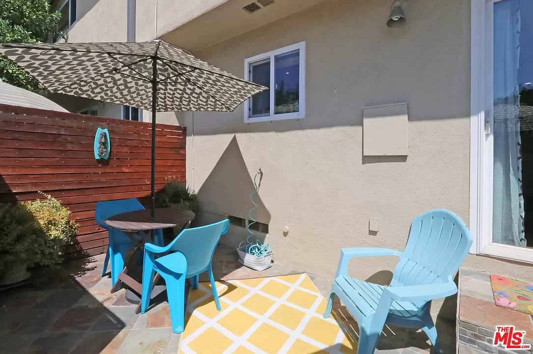 11138 Aqua Vista St #24