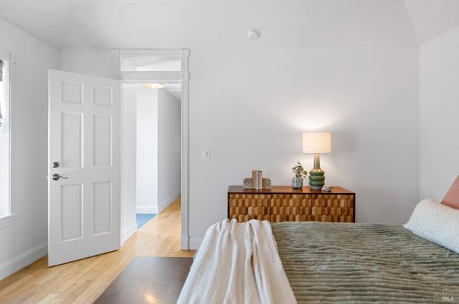 2387 Yajome St
