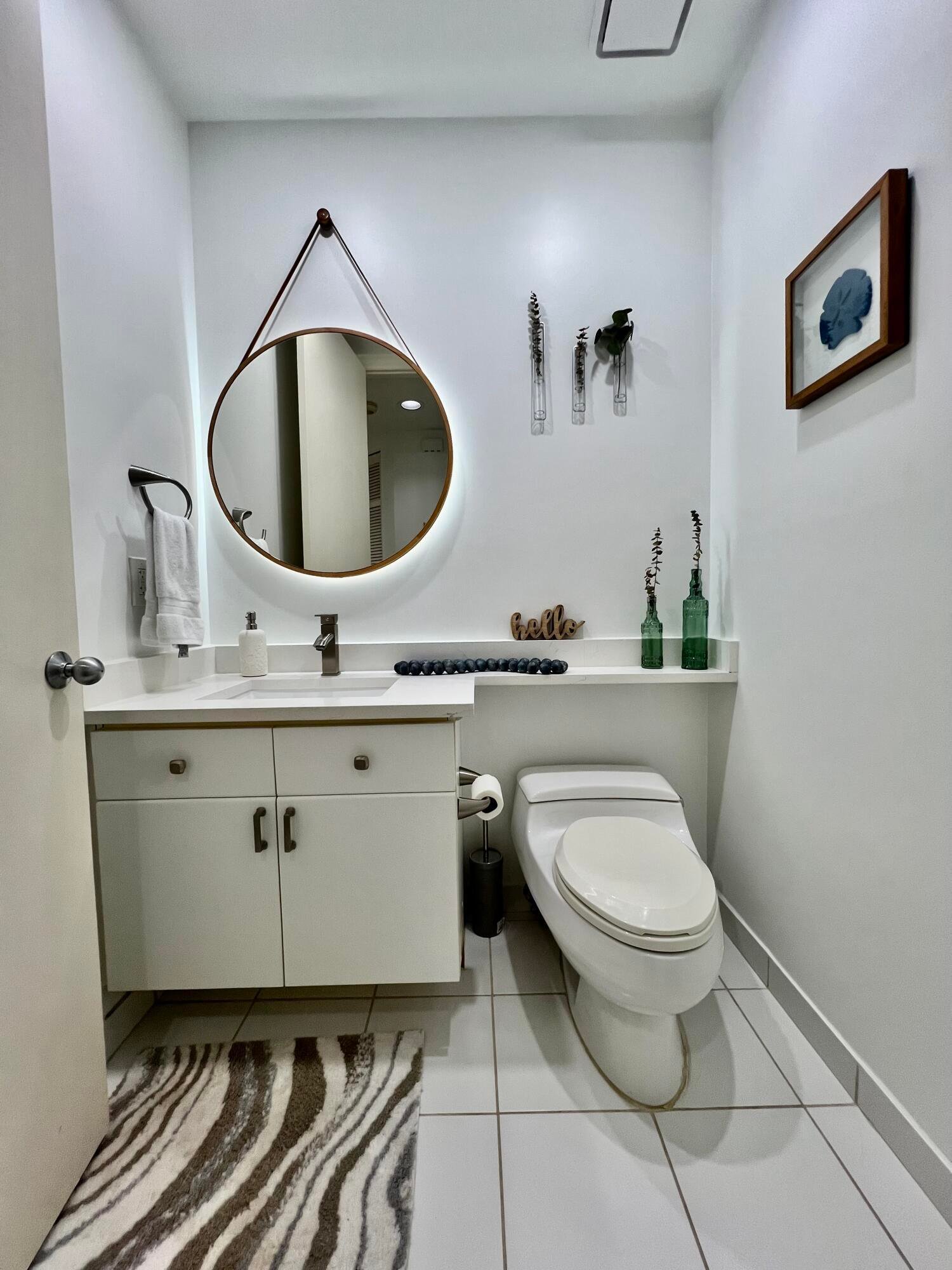 2431 NW 59th St 404