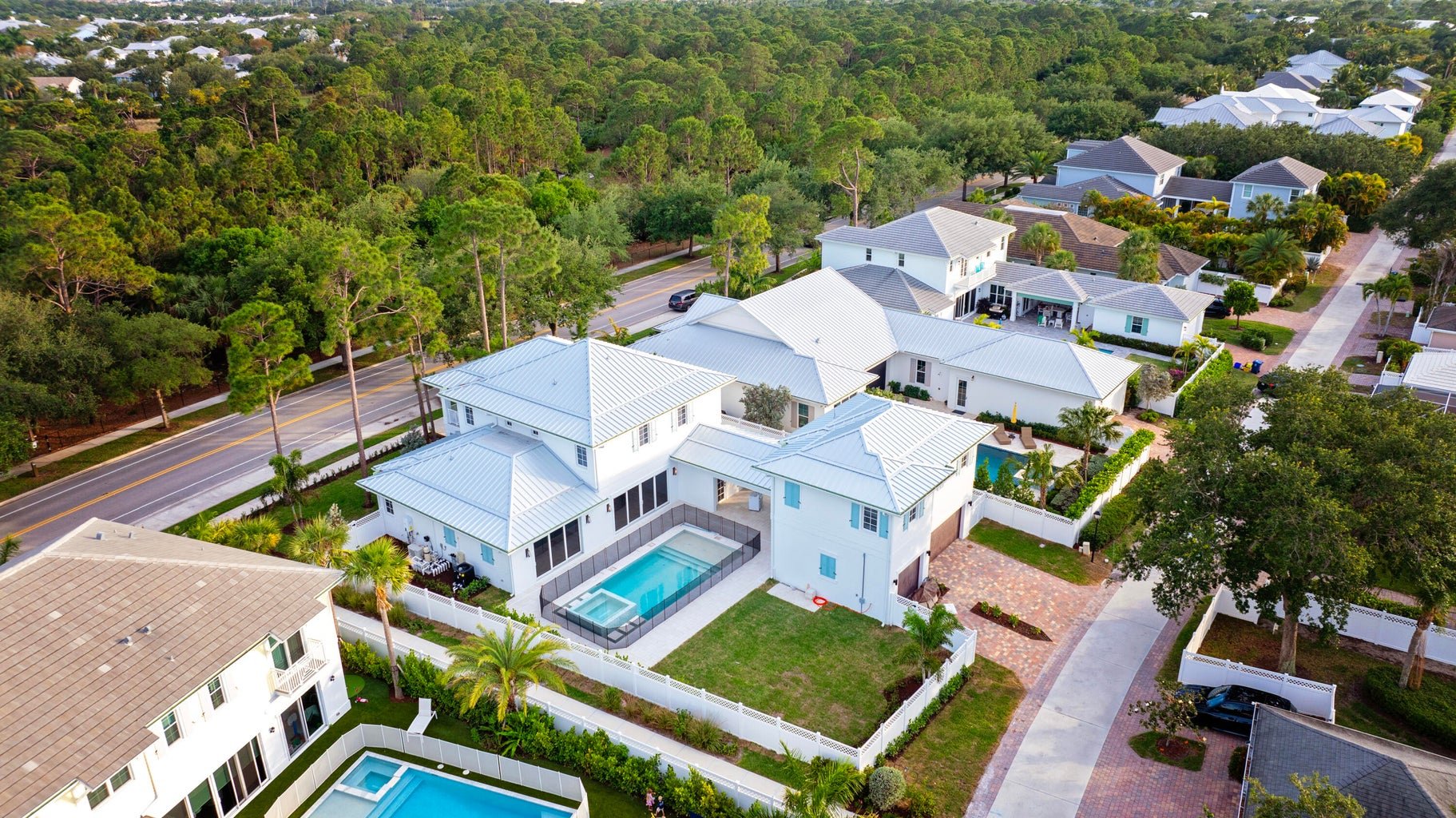 2620 Greenway Drive