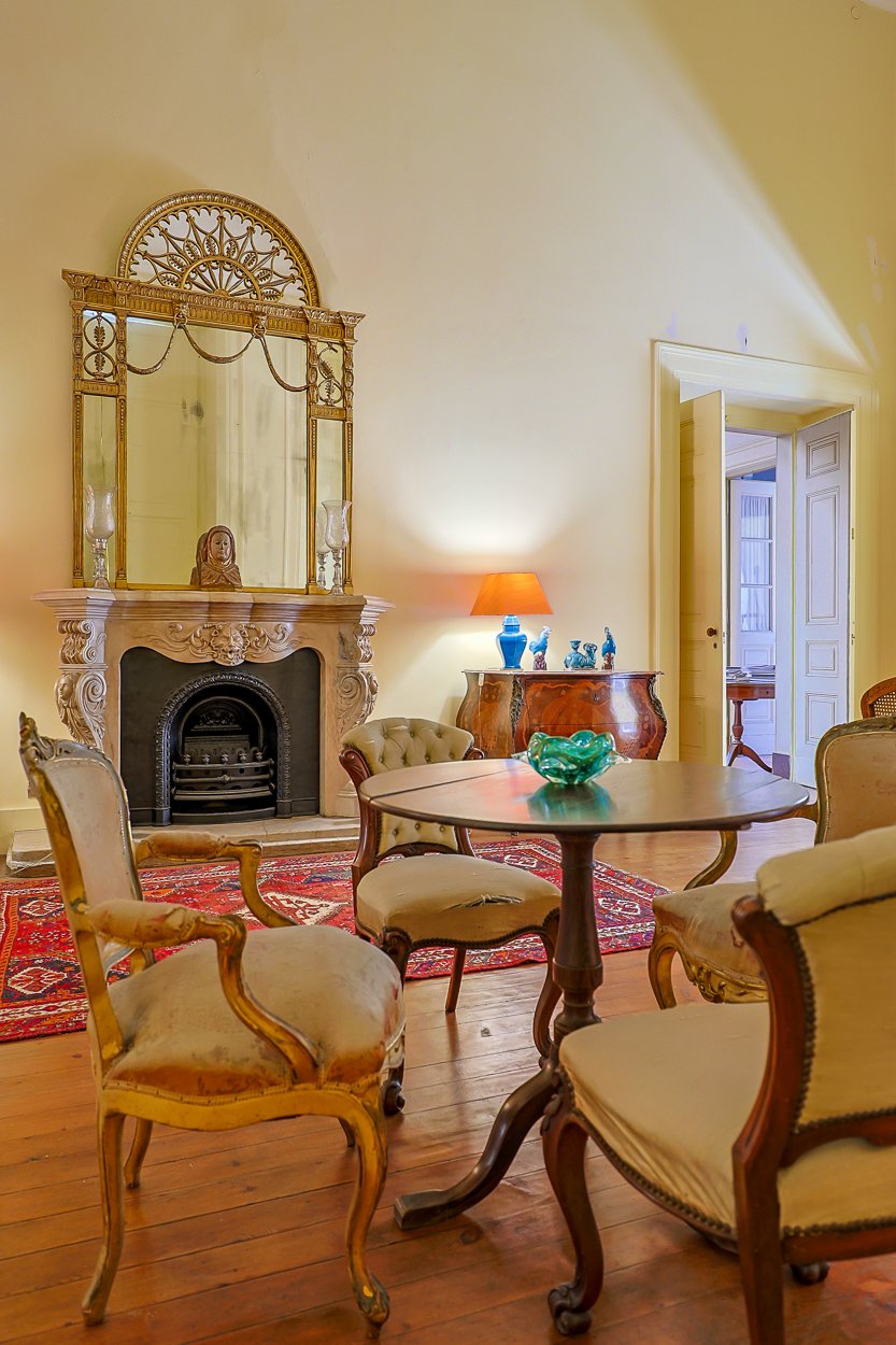 Quinta do Relógio: Historic 19th-Century Waterfront Palacete in Paço de Arcos, Oeiras