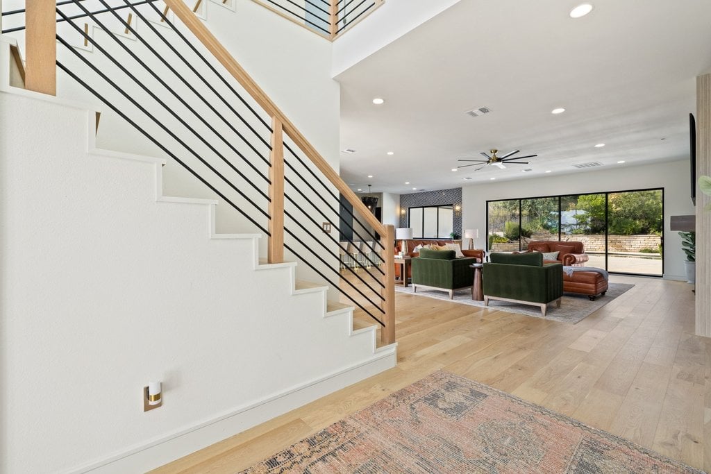34 Autumn Oaks