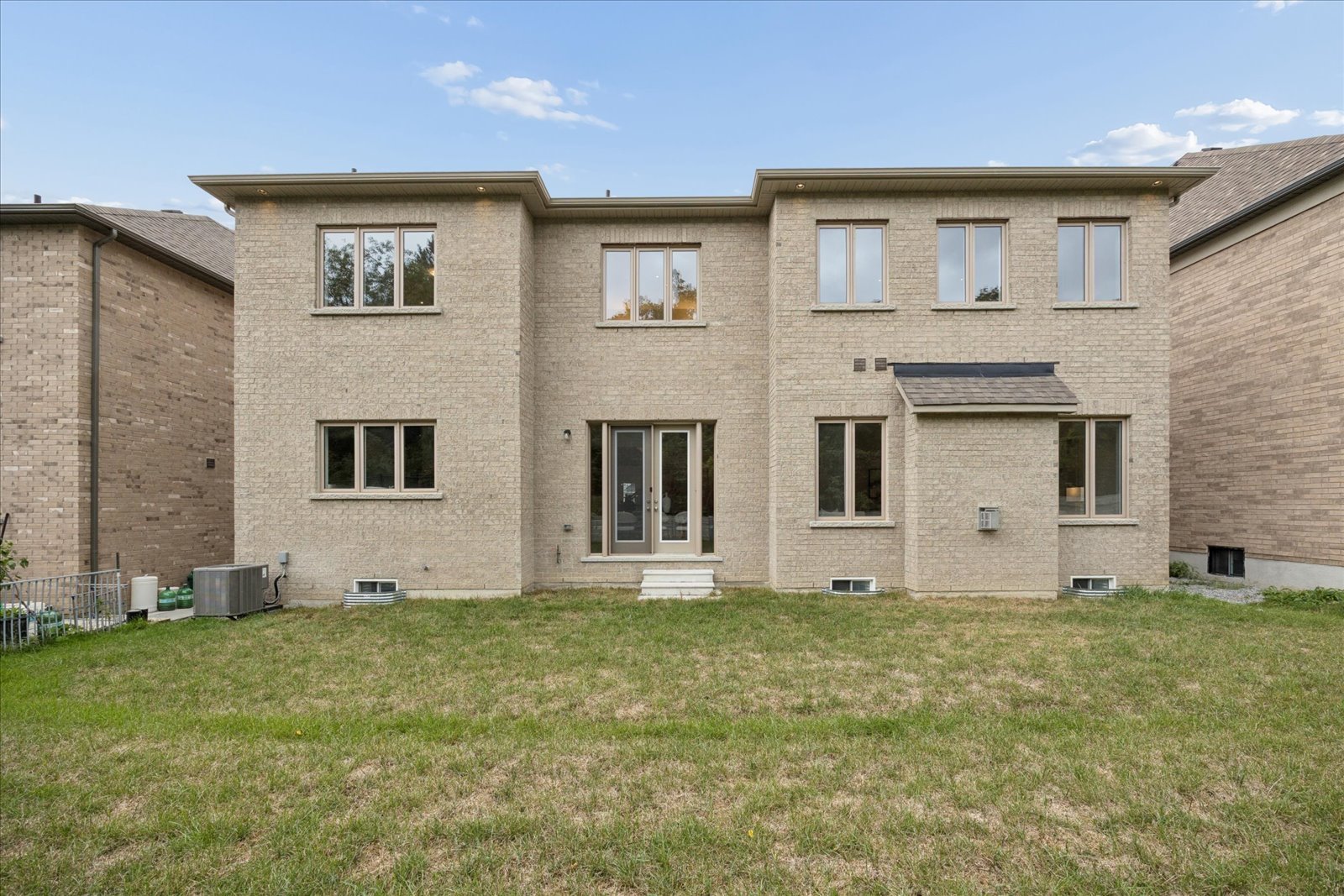 72 Silk Twist Drive, East Gwillimbury