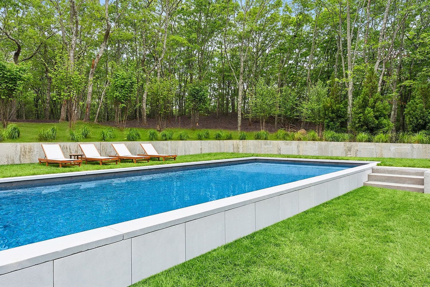 Whitecrest: Mid-Century Modern, Gut-Renovated and Gorgeous