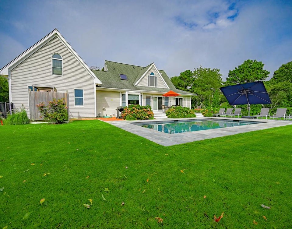 47 Schoolhouse Rd