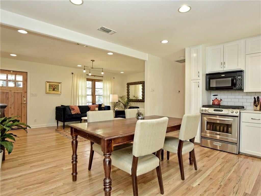 Remodeled Crestview Bungalow on .28Acre Lot