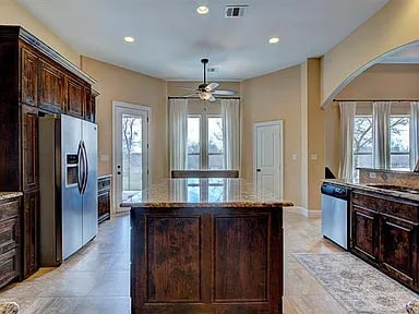 390 Teal Lane
