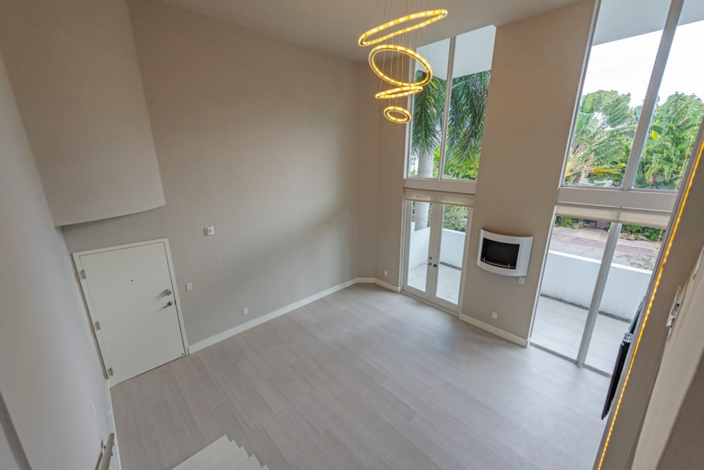 Luxe Alliage South Beach Rental Just Listed