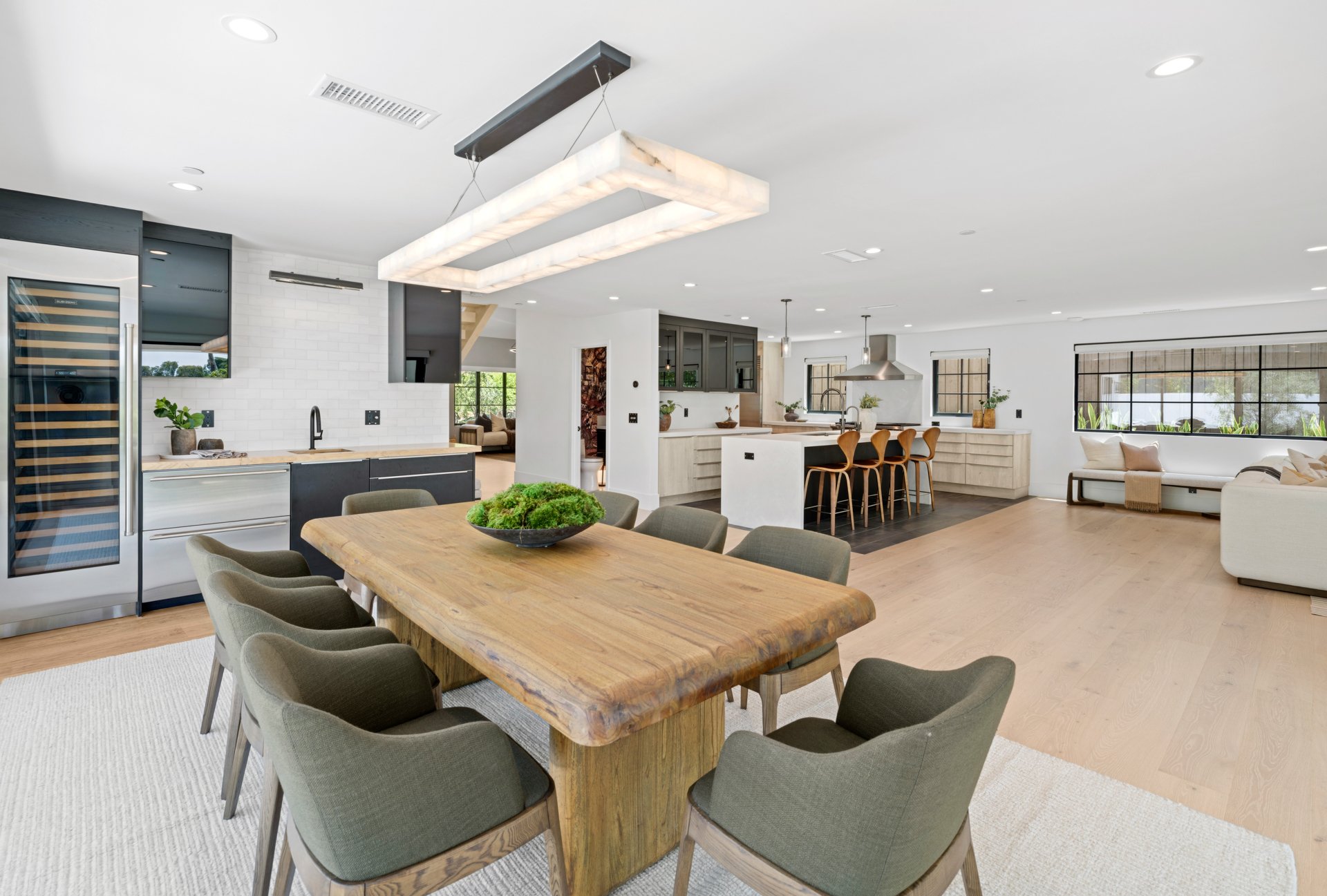 2207 Port Harwick Place