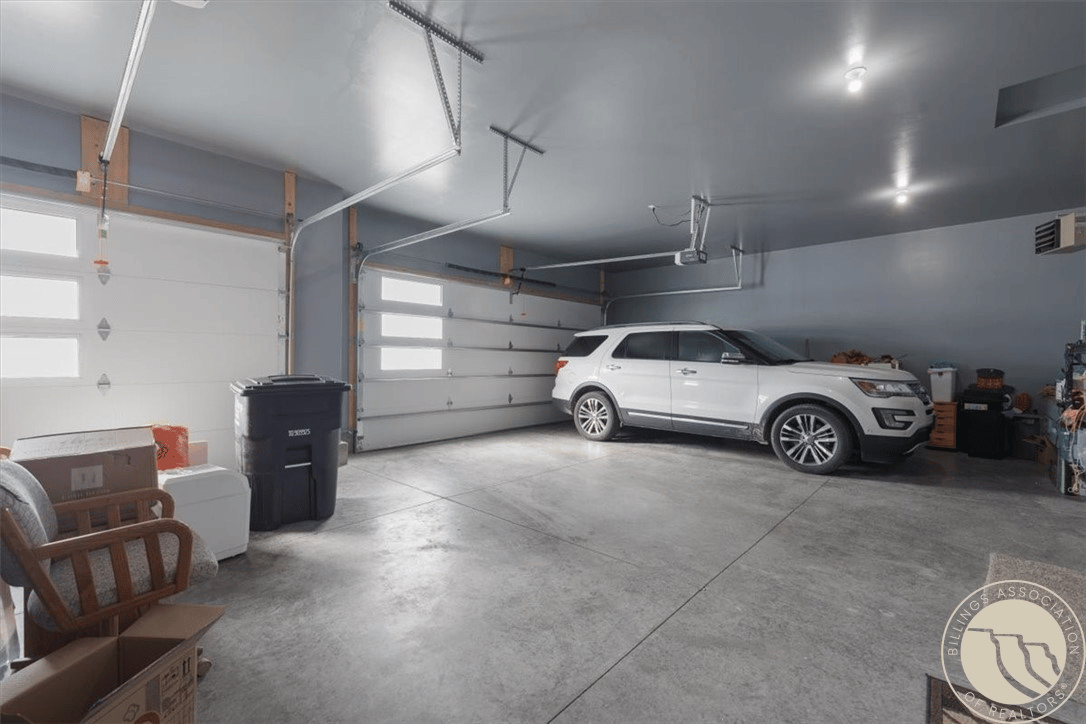 3110 Falcon Cir