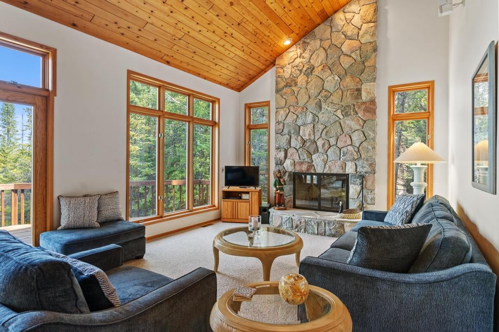 Ferry Rd, Lake Charlevoix