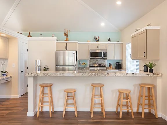 75-5780 Kawena St