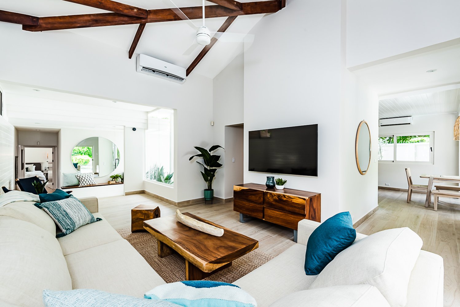 Casa Tres Cocos | Rare White Sand Beachfront Estate For Sale – Playa Ventanas