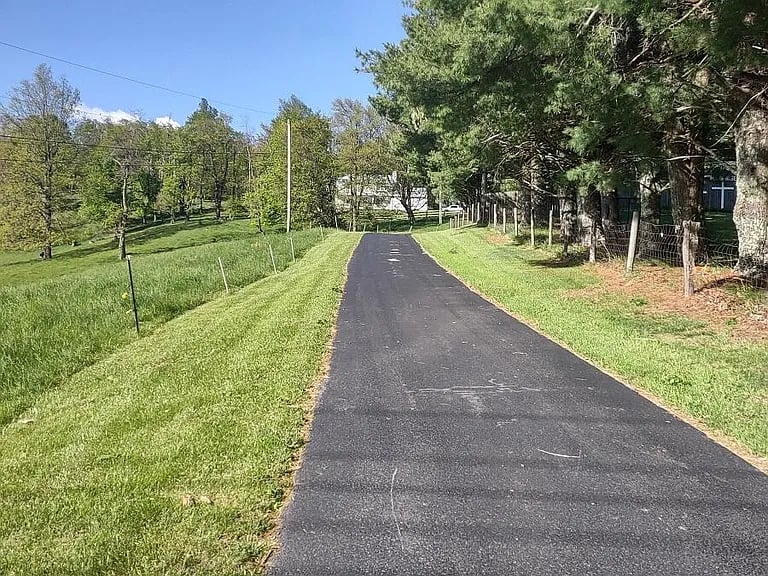 9021 Poor Mountain Road