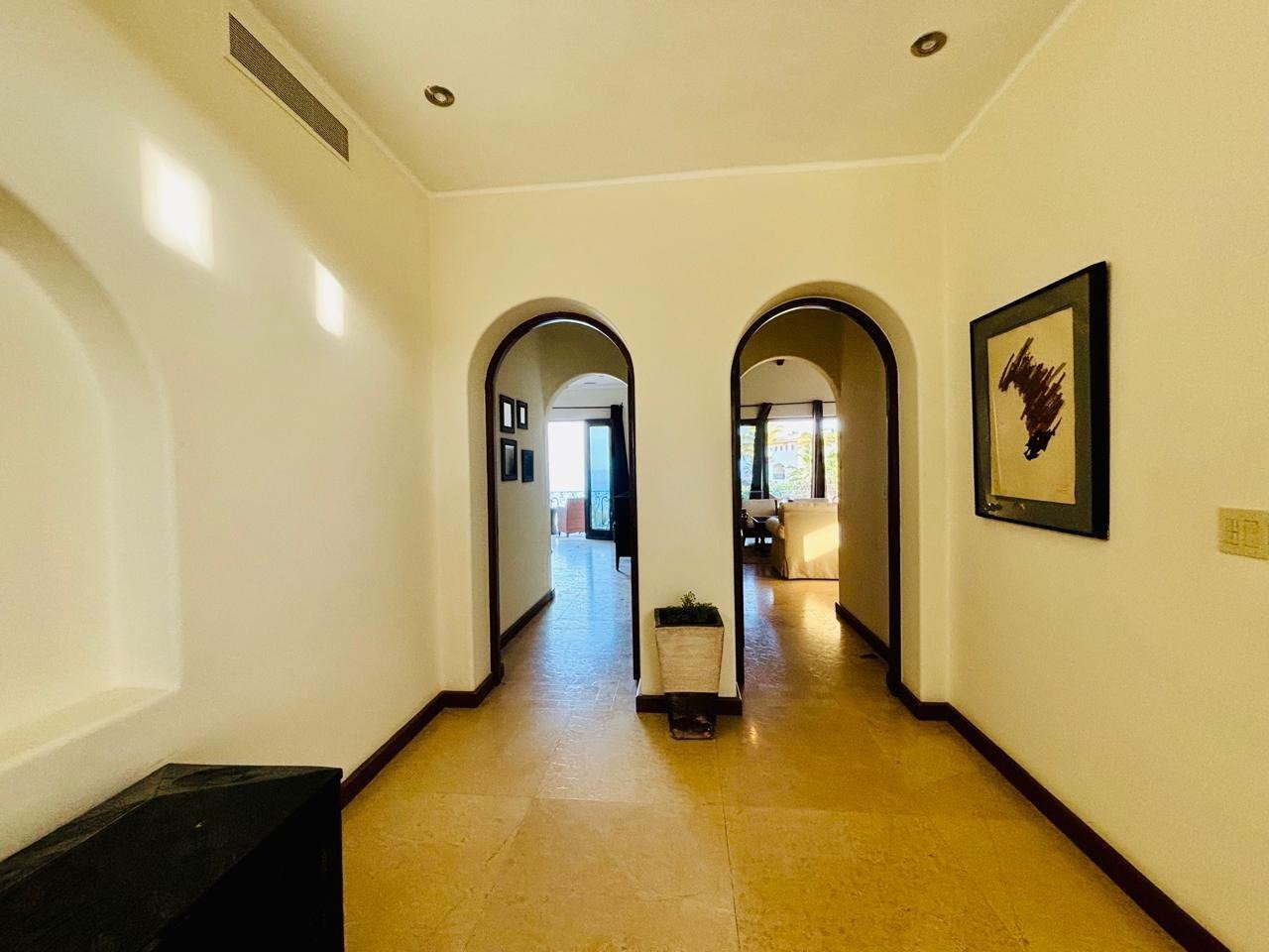 Calle Tiburon, Hacienda Palmilla San Jose Corridor