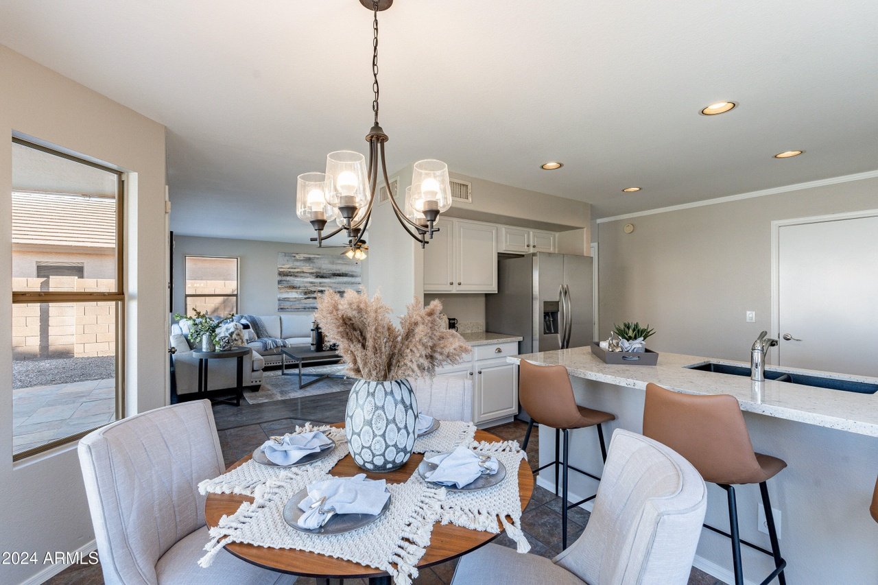 2222 E Arabian Dr