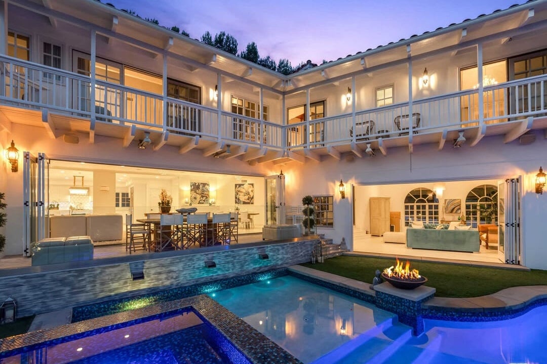 Summit Oasis