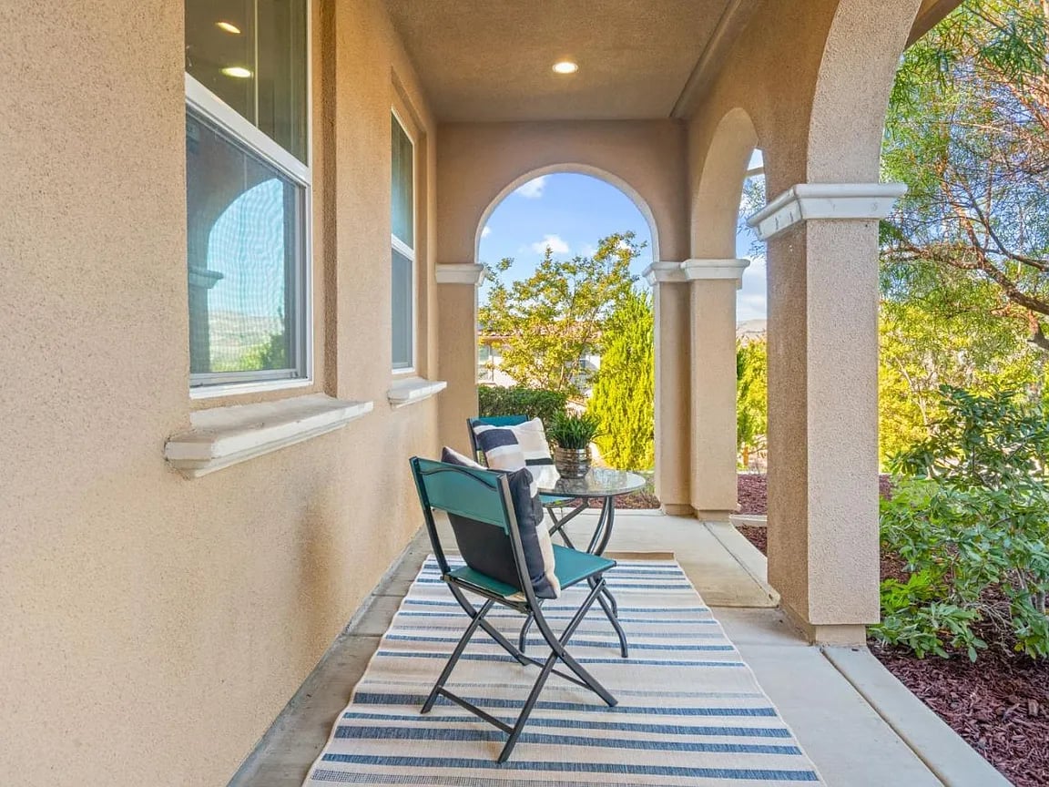 4063 Cadwallader Ave