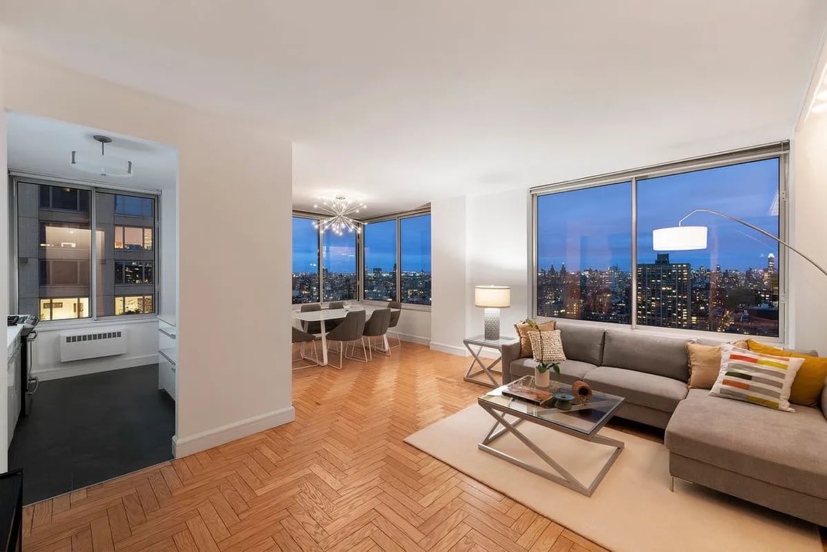 200 Riverside Blvd #39C
