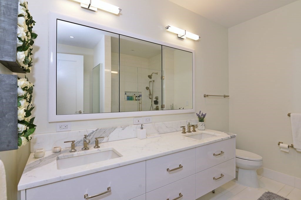 50 Liberty Drive, Unit 12J