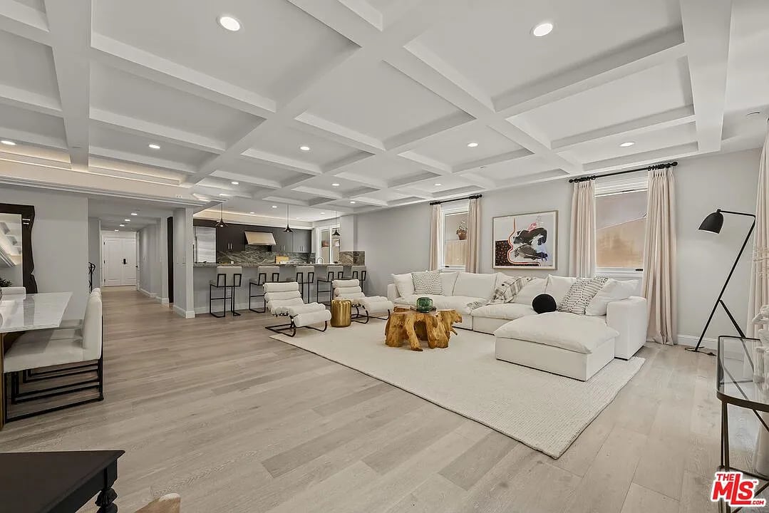 1825 Pandora Ave #103