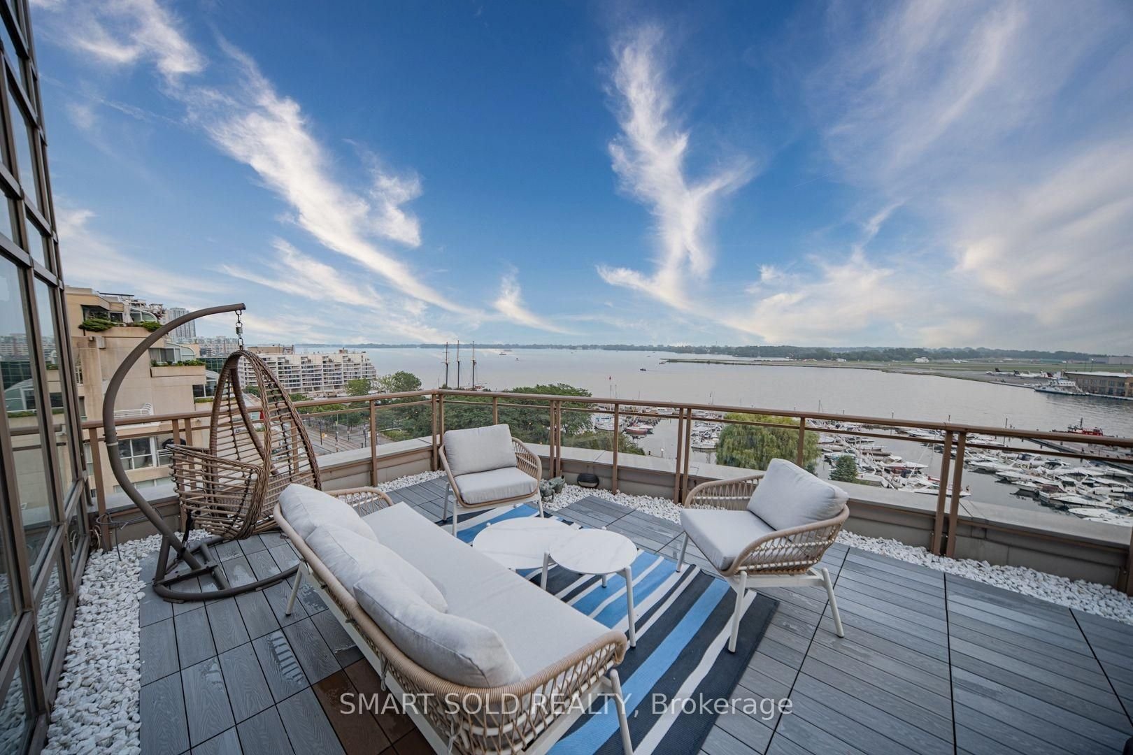 PRESTIGE AT 500 QUEENS QUAY WEST