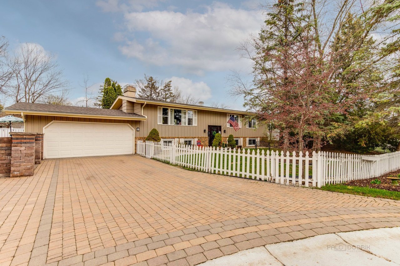 1001 QUASSEY AVE
