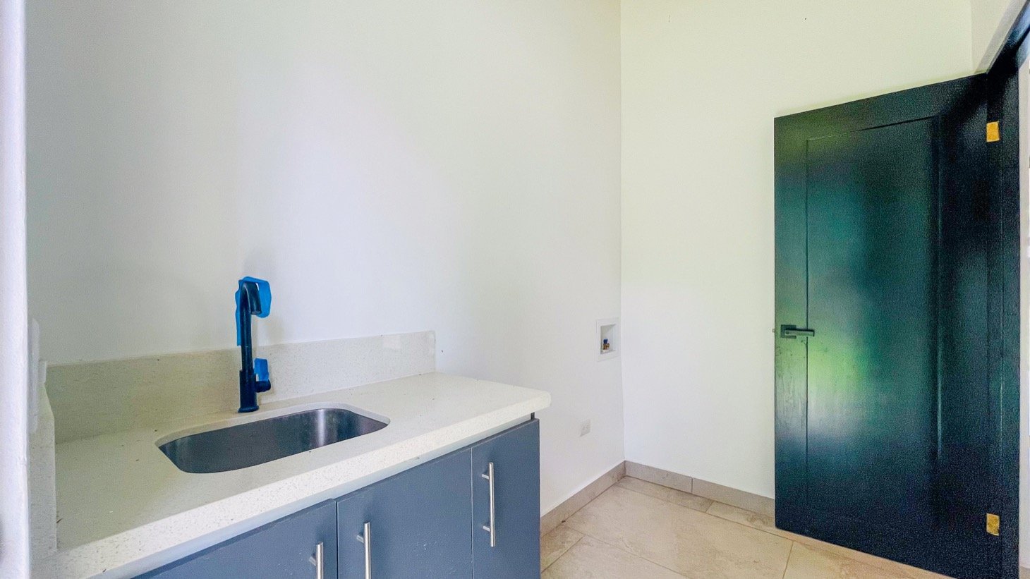 Brand New Three-Bedroom Mountain View Home in Ojochal, Costa Rica