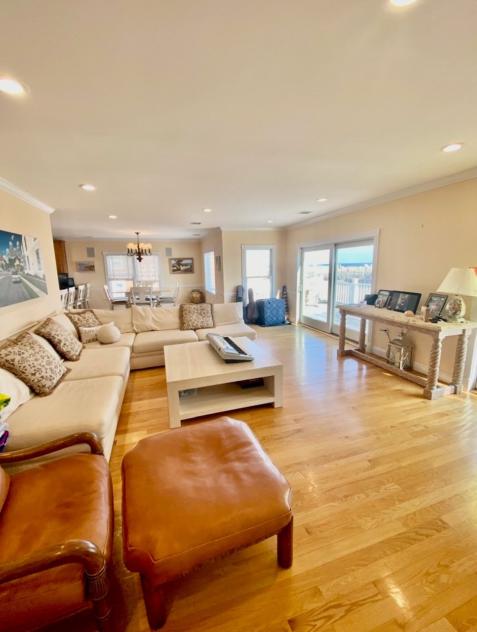 #1706 Oceanfront with Pool