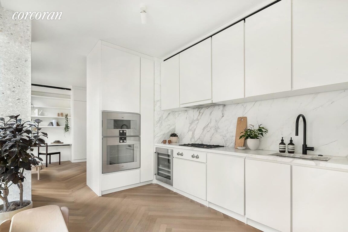 16 W 40th Street #27B