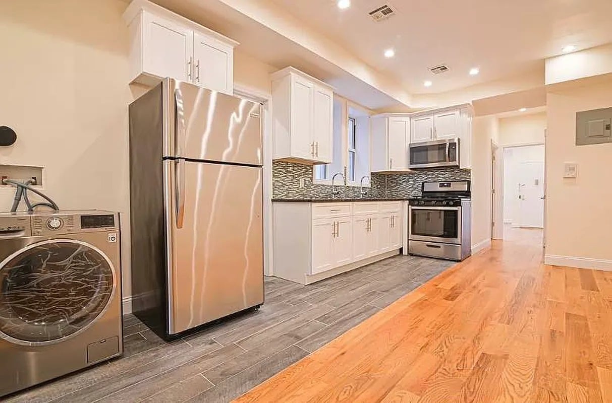 1487 East 34th Street #1A 