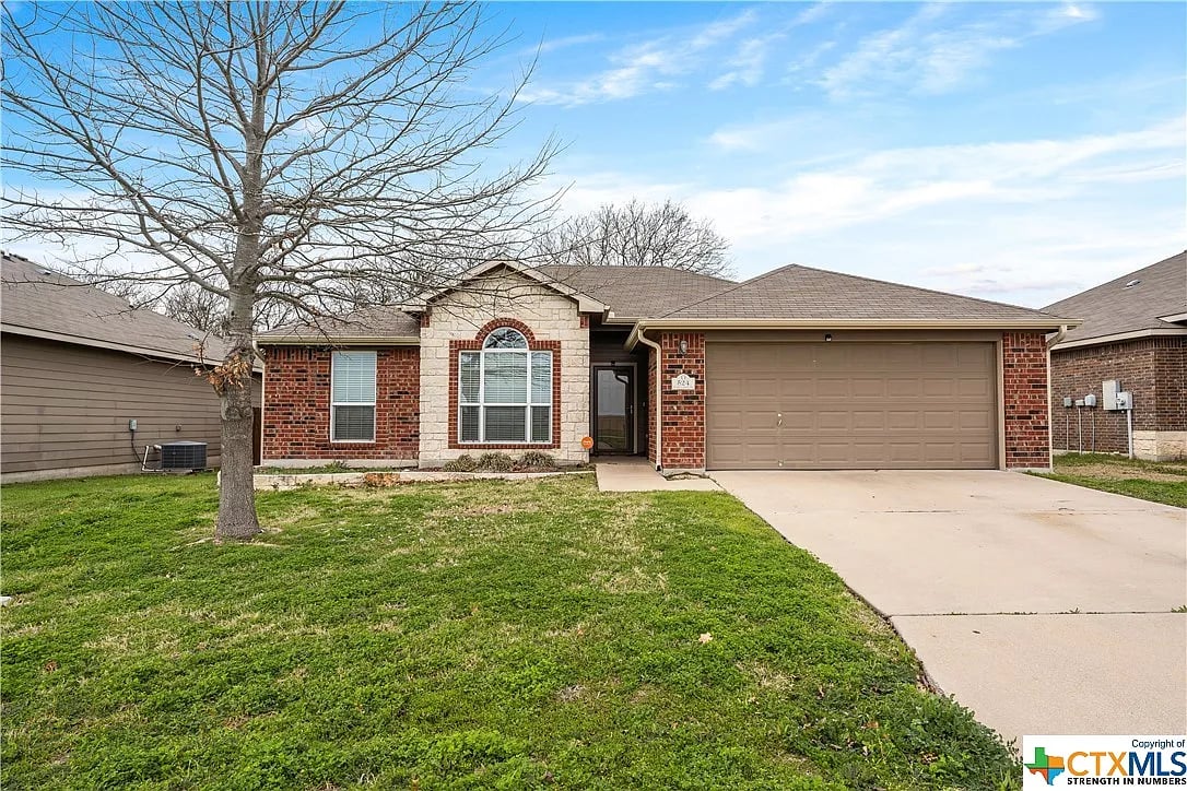 524 Prairie Lark Dr