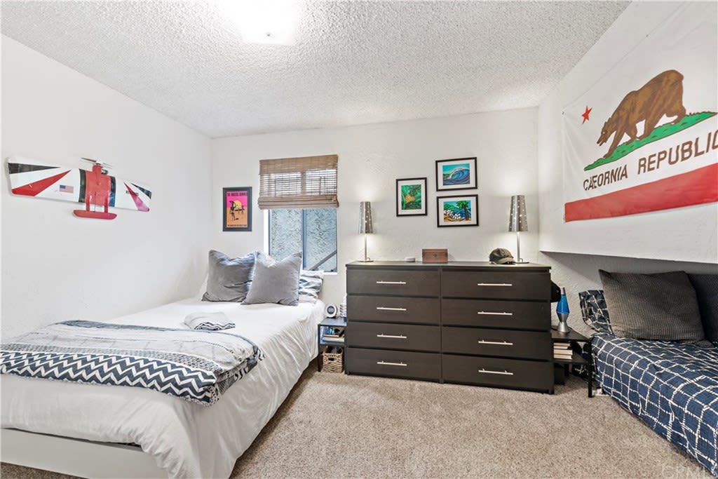 969 Acapulco St