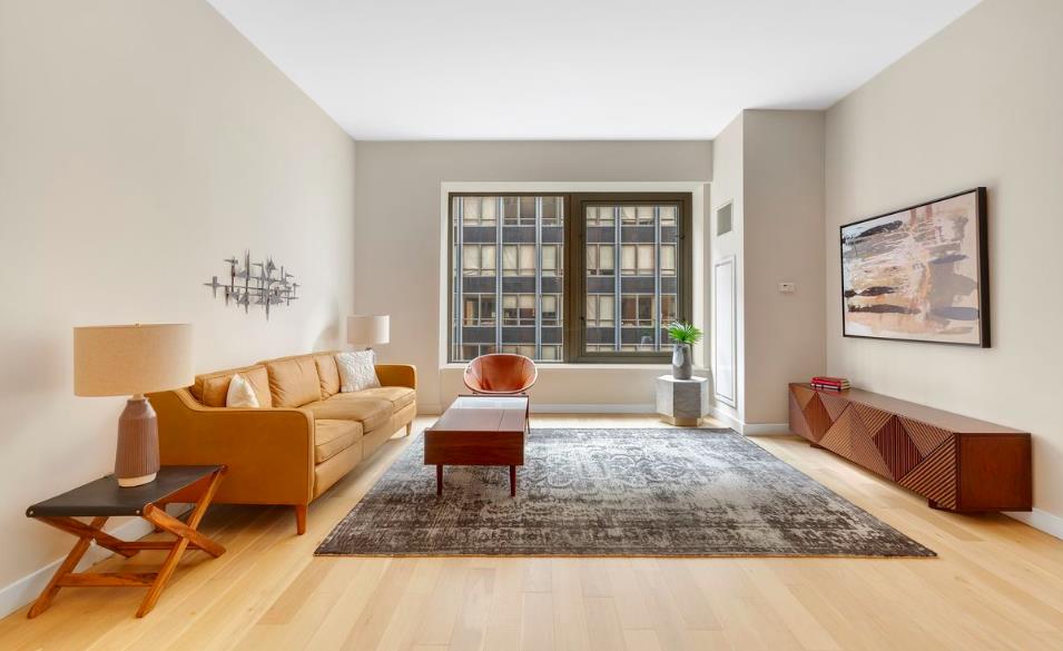 75 Wall Street, Apt 22-R