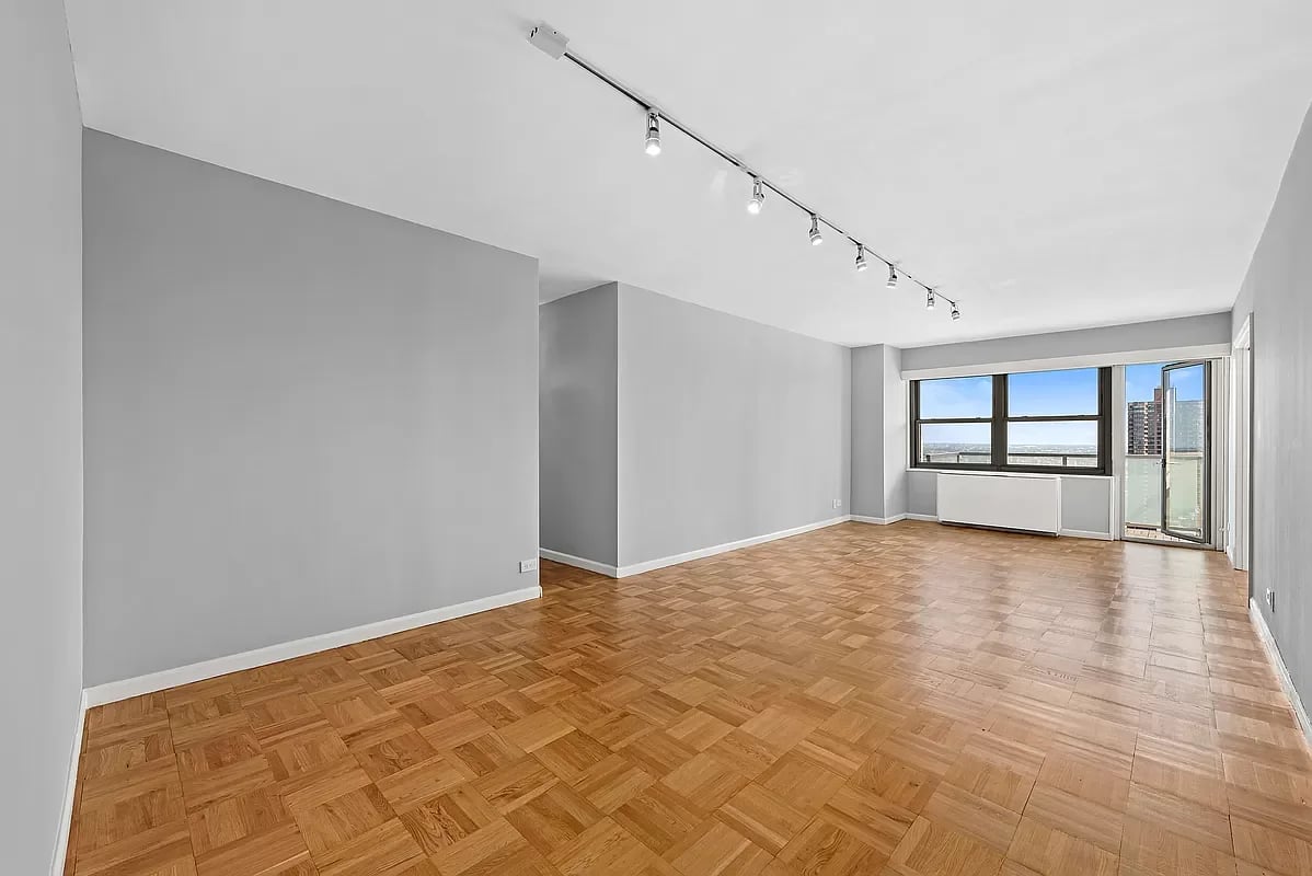 250 East 87th Street Unit: 30AJ