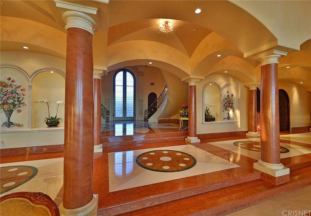 Tranquil Opulent