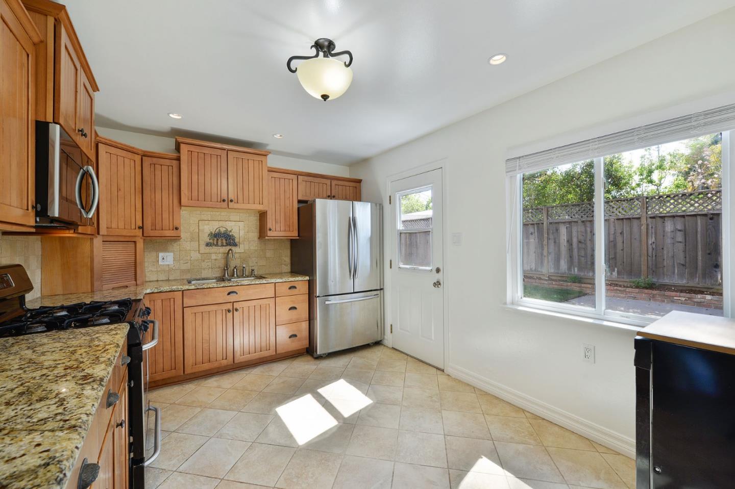 3211 Ensalmo Avenue, Cambrian