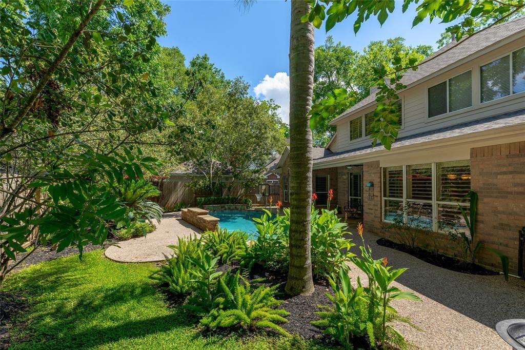 3411 Edmonson Court 