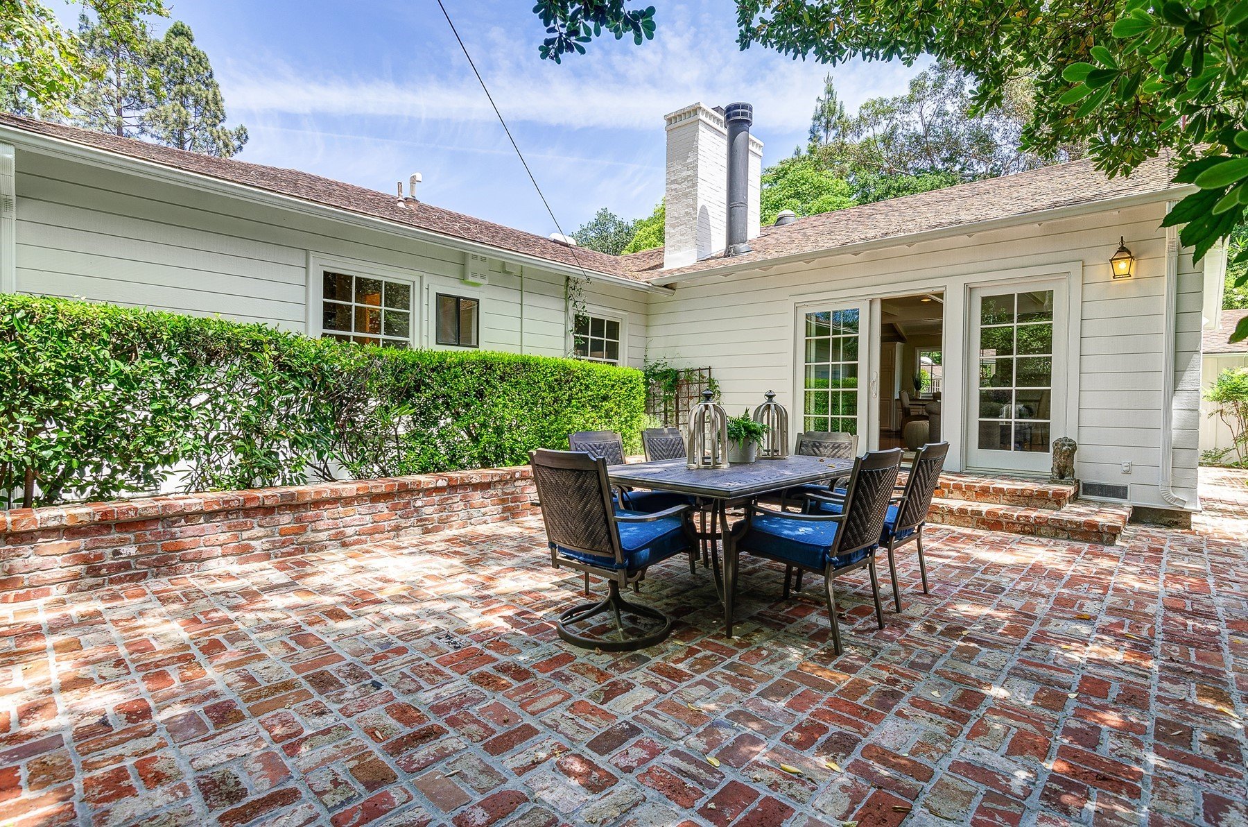 160 Alderwood Rd