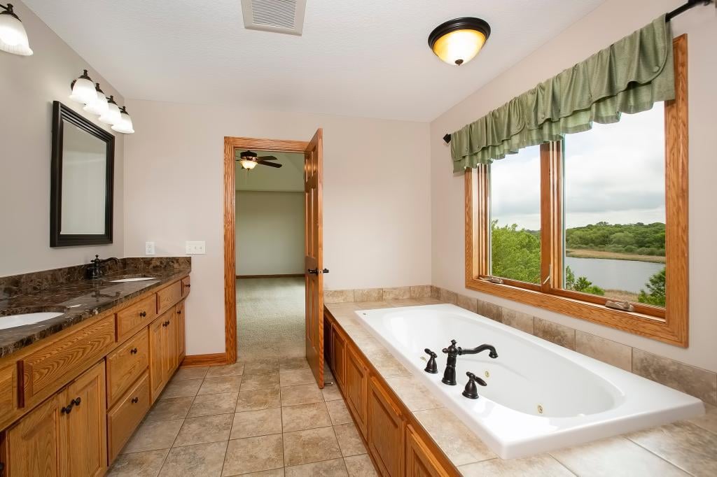 Gorgeous Retreat // Endless Nature Views!