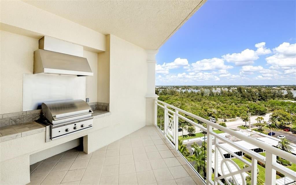 2050 Benjamin Franklin Drive Unit: B903