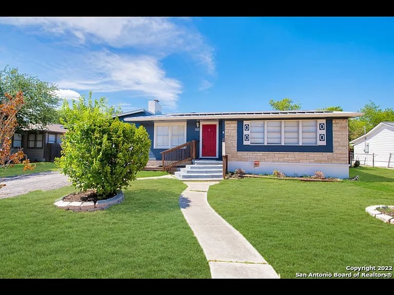 333 Tuttle Rd