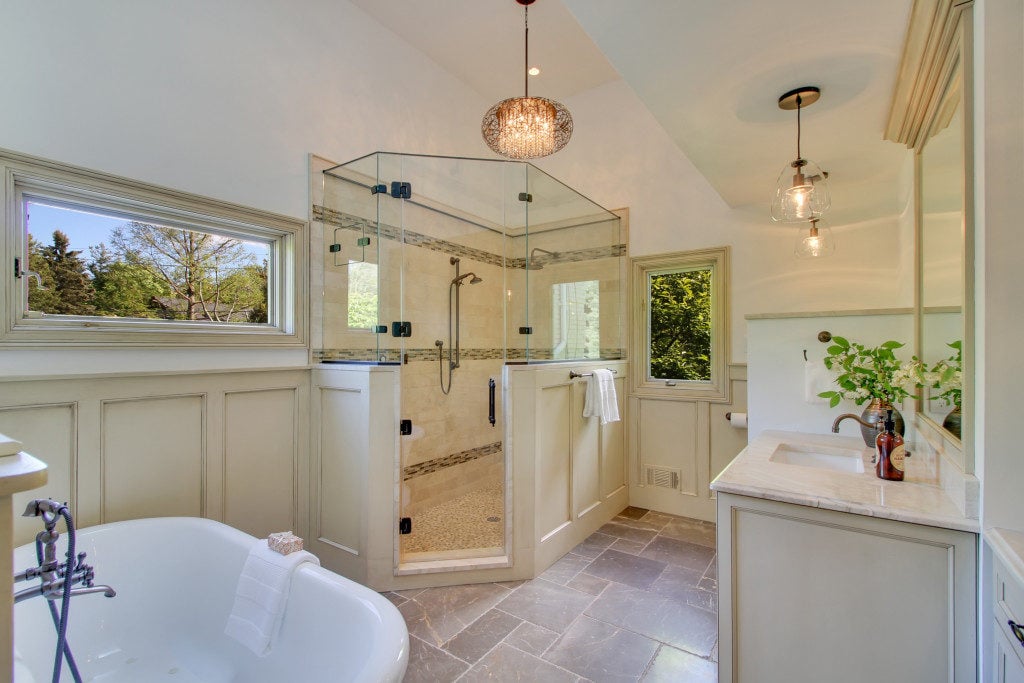 Just Sold! 3 Laurel Court, Short Hills – $1,795,000