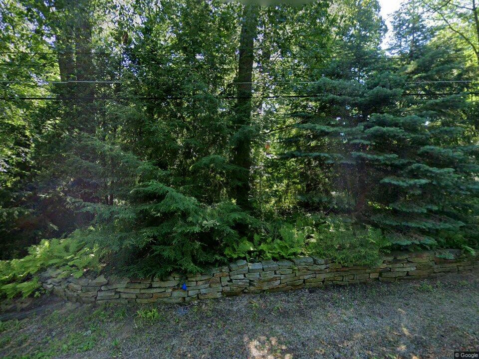 405 Groveland Trl
