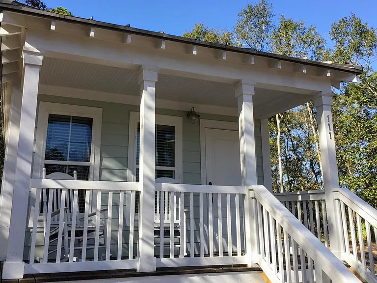 111 E Bayou Forest Dr
