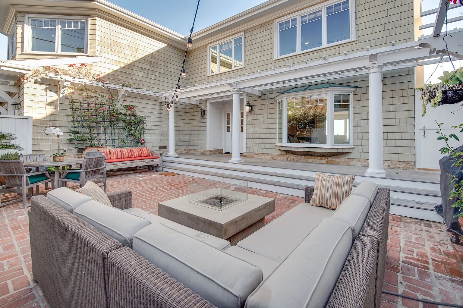  27086 Malibu Cove Colony Dr