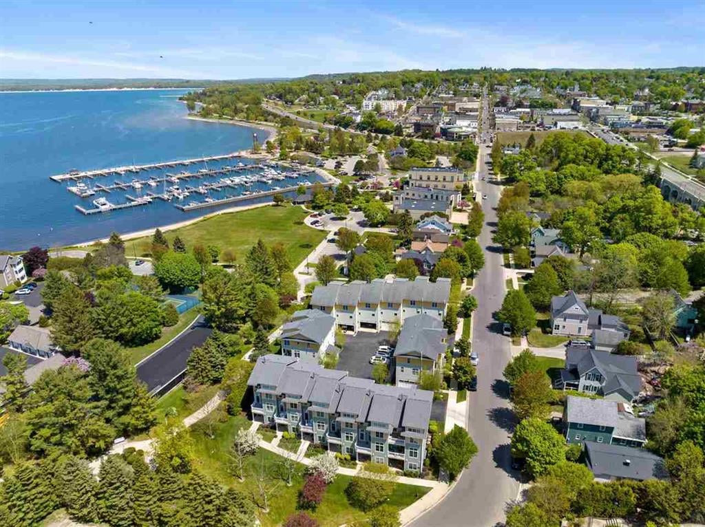 200 W Lake Street #4, Petoskey, MI 49770