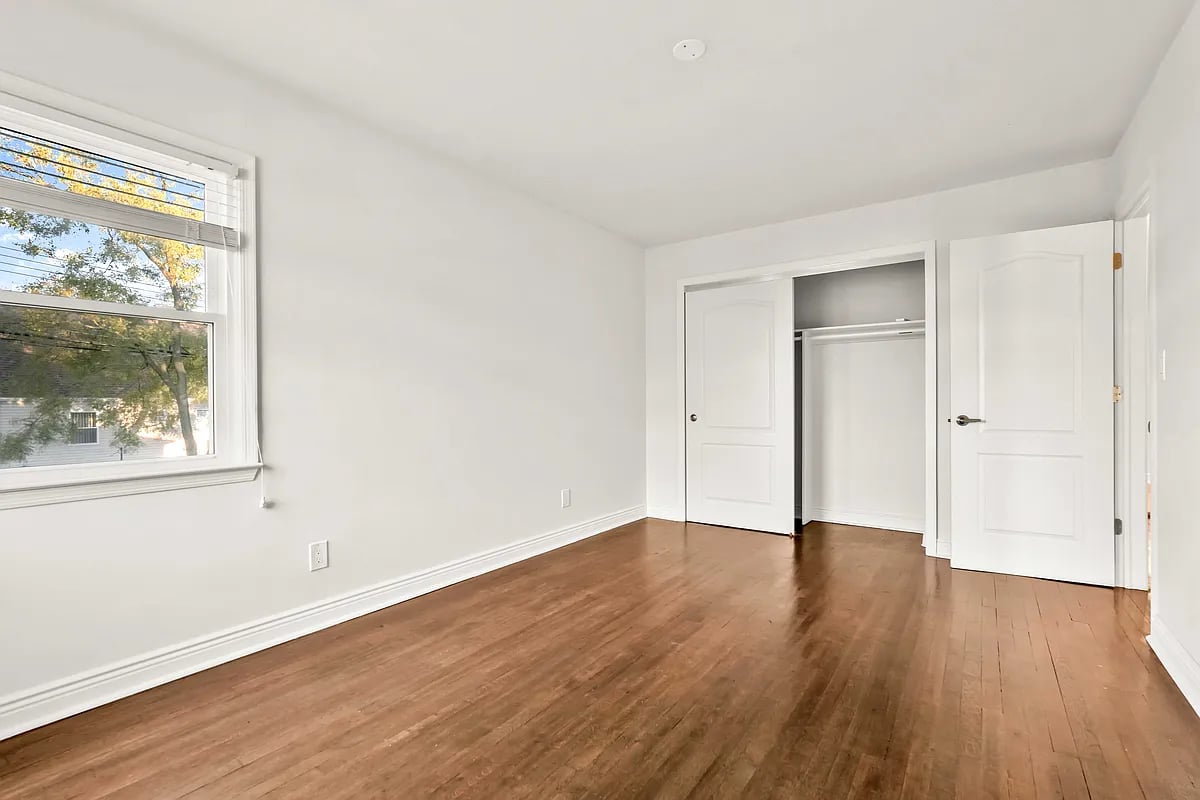 95-19 160th Ave #2FAM