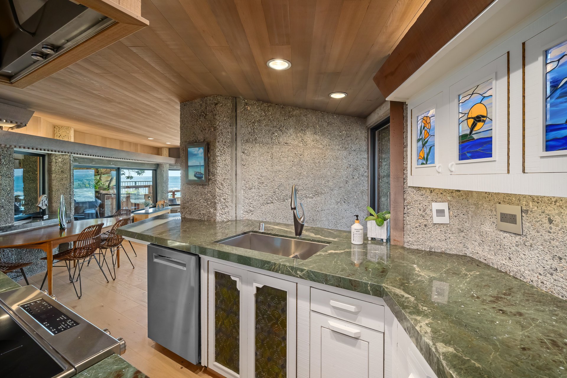 Oceanfront Luxury in Cambria - 2431 Sherwood Dr
